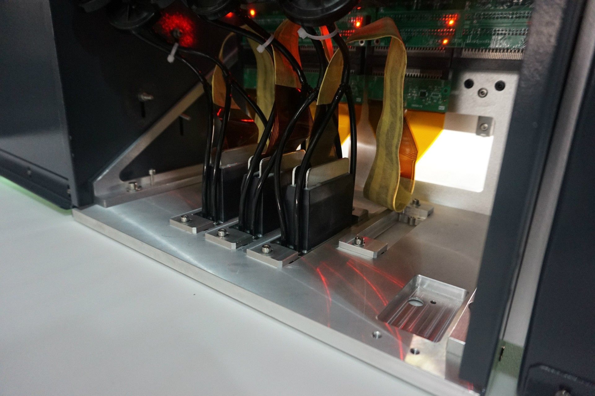 uv平板打印机清洗方法